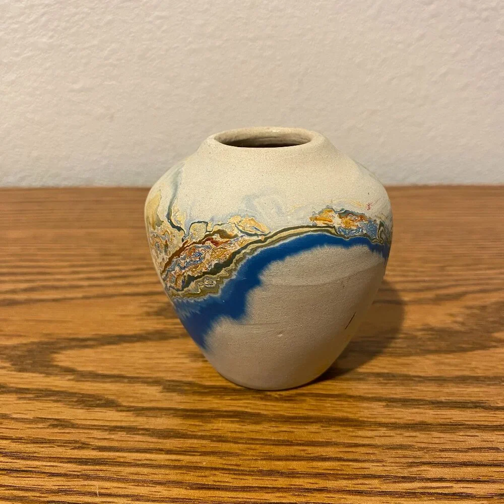 Nemadji Pottery Mini Vase - Picture 3 of 11